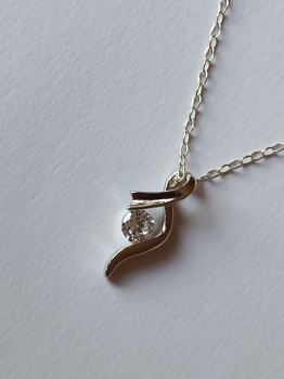 silver chain with 5 mm white zirconia pendant in free design-anchor chain 45 cm